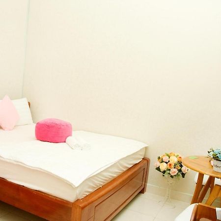 Trinh NgọC Hotel Хошимин Екстериор снимка