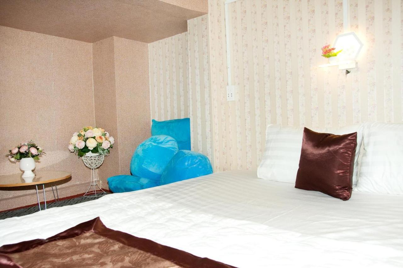 Trinh NgọC Hotel Хошимин Екстериор снимка
