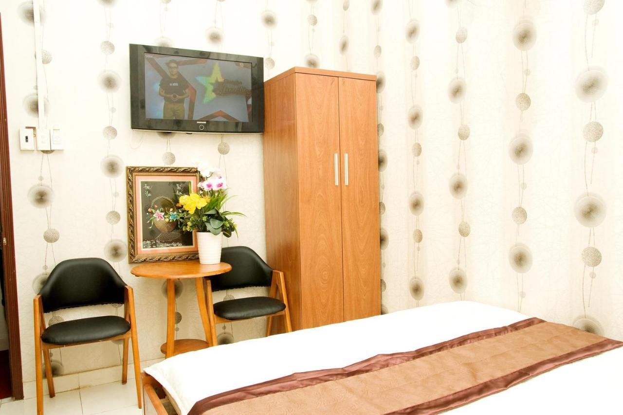 Trinh NgọC Hotel Хошимин Екстериор снимка