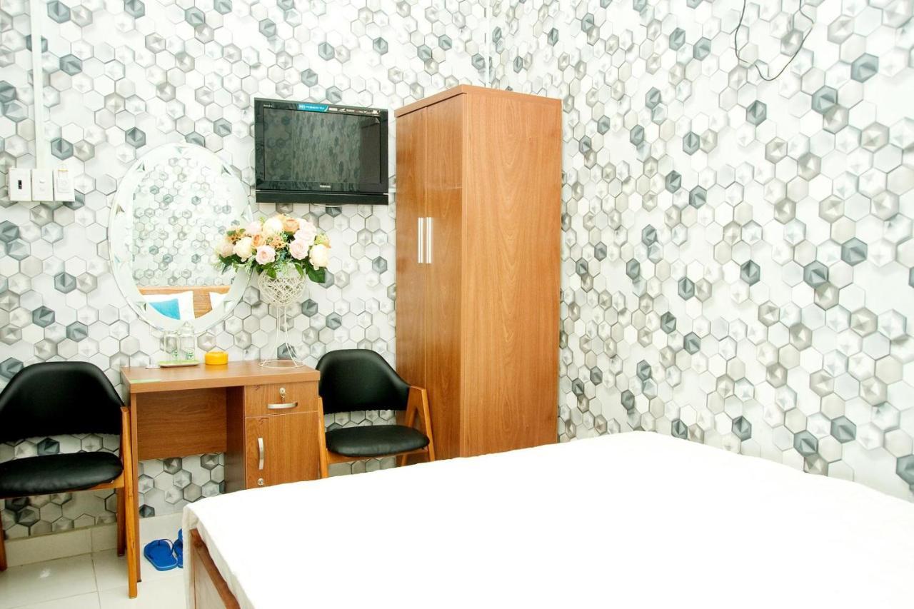 Trinh NgọC Hotel Хошимин Екстериор снимка