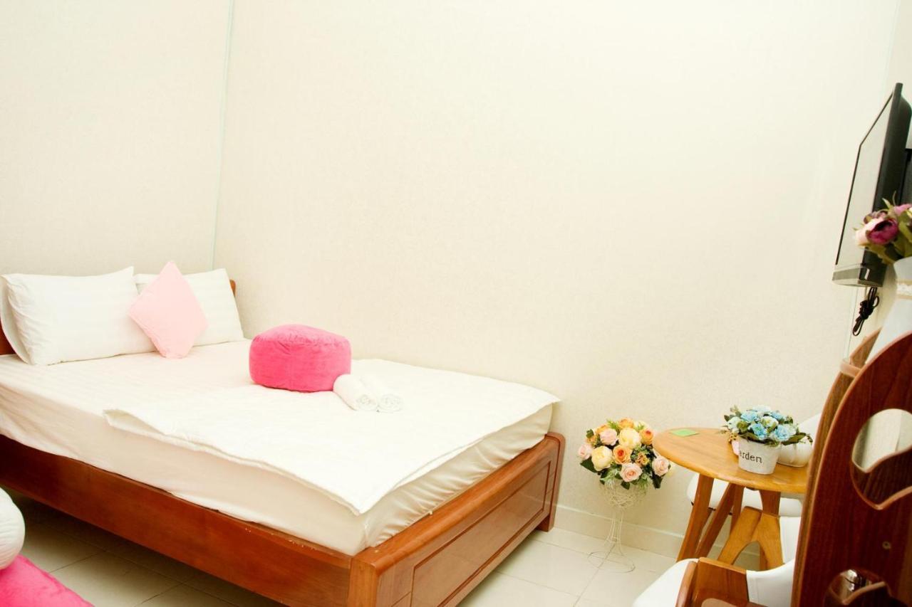 Trinh NgọC Hotel Хошимин Екстериор снимка