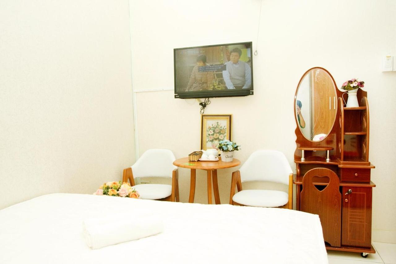 Trinh NgọC Hotel Хошимин Екстериор снимка